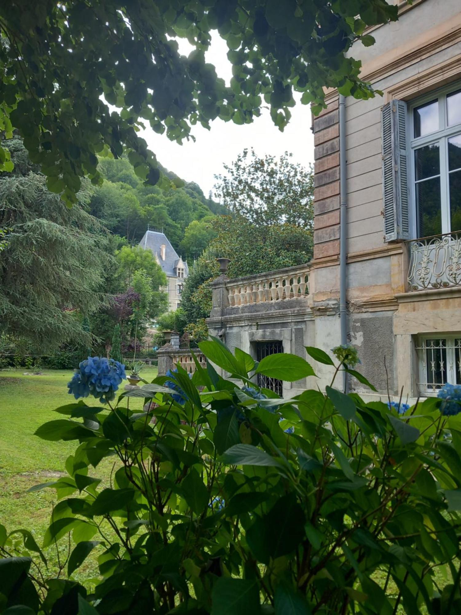 Villa Du Lys Bagneres-de-Luchon Экстерьер фото